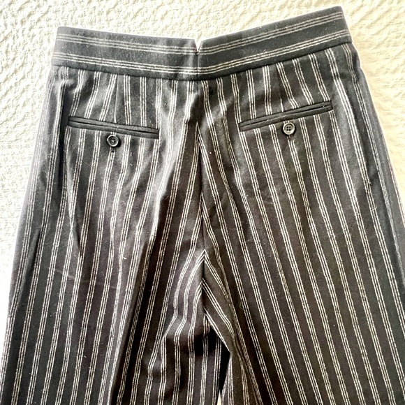 Ralph Lauren Purple Label 100% Wool Pinstripe wide leg pant. Size 4. - Picture 8 of 12